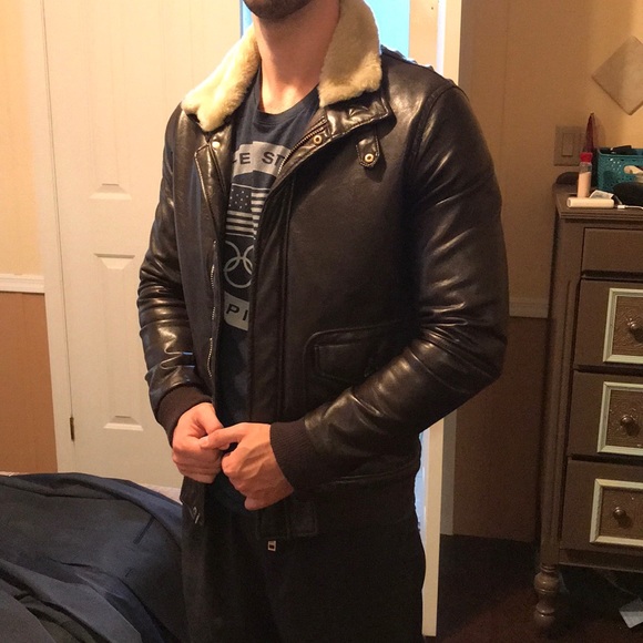 Zara Other - Men’s faux leather jacket